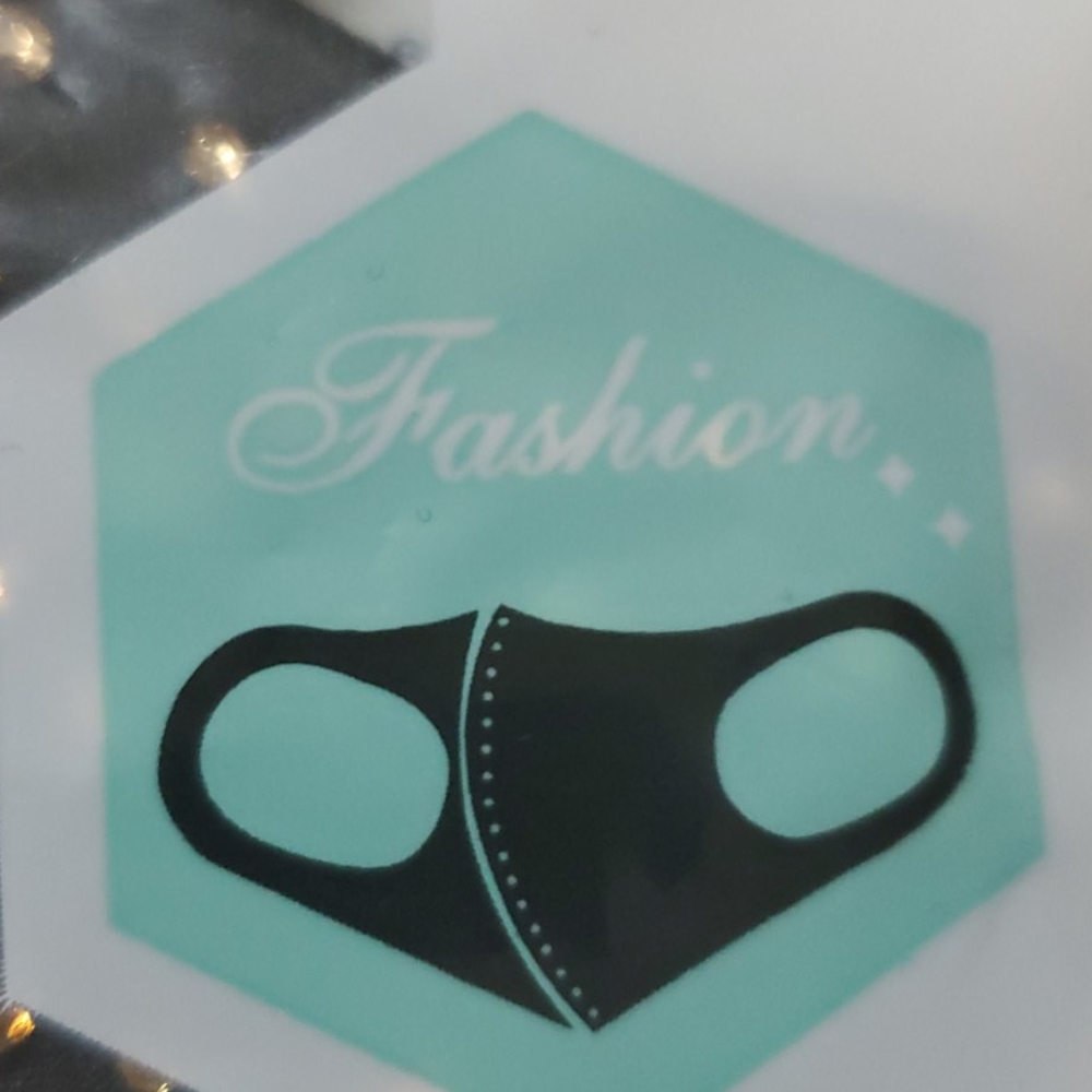 Bling face mask - Picture 3 of 4